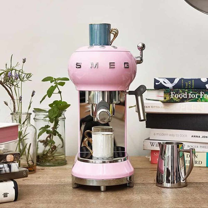 Máy pha cafe màu hồng Smeg ECF01PKEU 535.43.6560